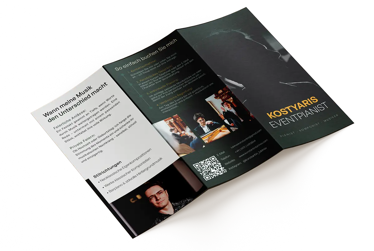 Dreiteiliges Flyer-Mockup als Beispiel für professionelles Grafikdesign